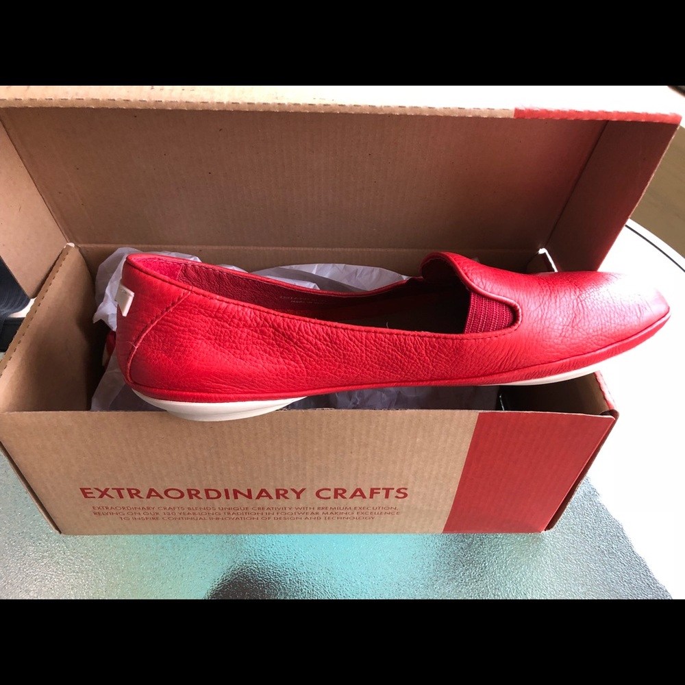 Camper Women’s Right Nina Flat in Red